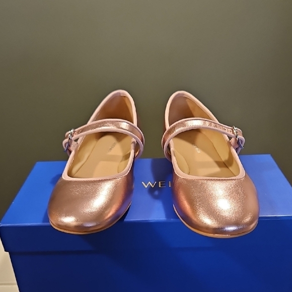Stuart Weitzman Mary Jane Shoes - Picture 1 of 5
